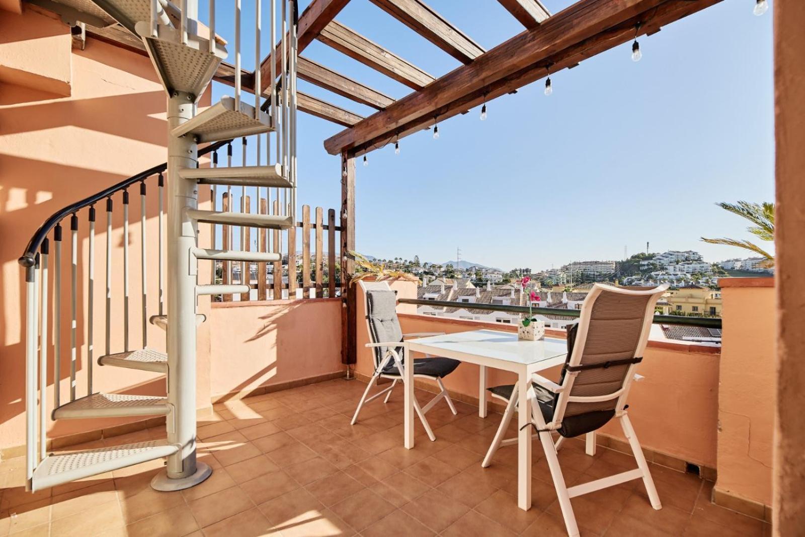Апартаменти Cozy Penthouse Riviera Del Sol Малага Екстер'єр фото